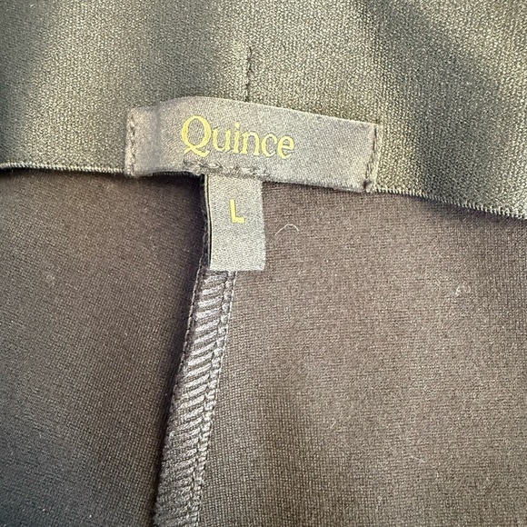 Quince Ultra Stretch Ponte Pintuck Ankle Pant Black Size Large - Picture 3 of 9